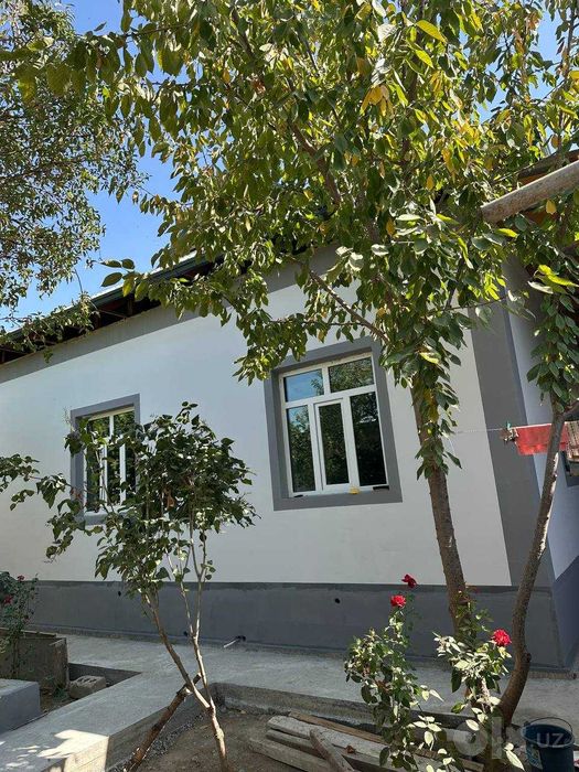 Уй сотилади 4 сотох. Гулистон шахри
