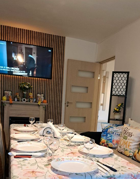 Vând apartament cu 3 camere PB