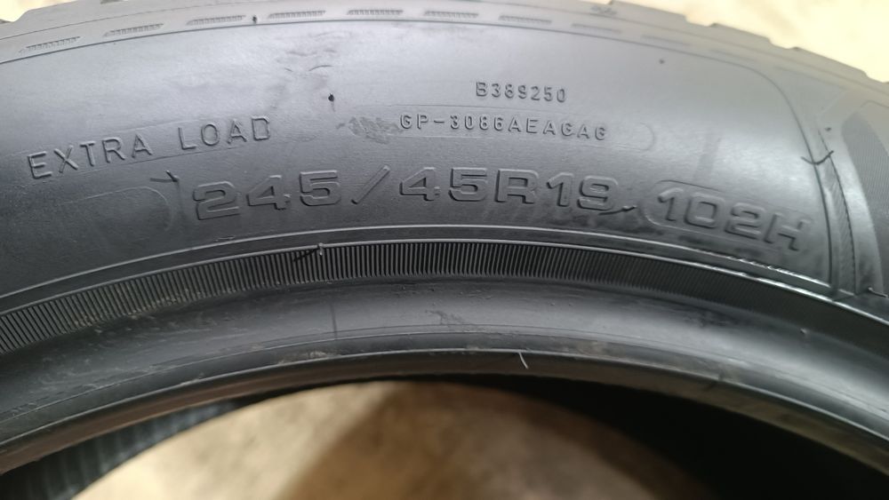 245/45/19 Goodyear Дот 4524