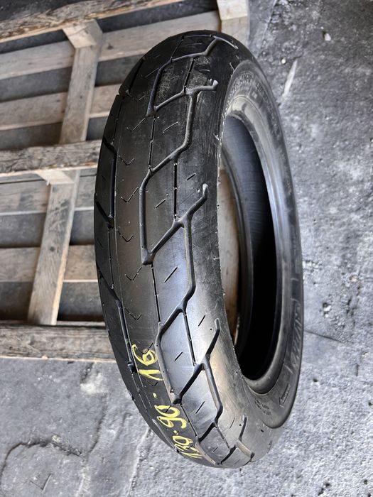 1 anvelopa moto nerulata 130/90/16 , Avon !
