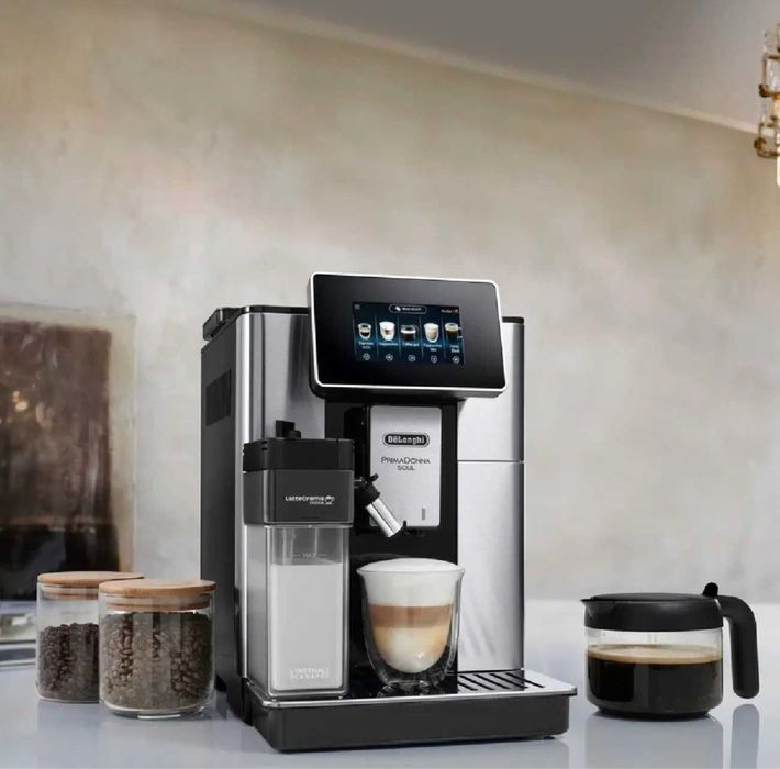 Кофемашина Delonghi