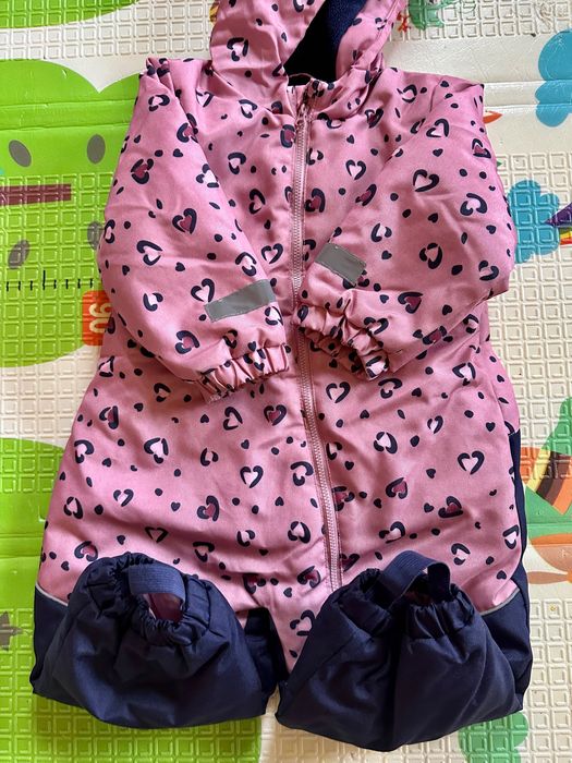 зимен гащиризон/ Ескимос / космонавт 80/86 см 
Зимни ботуши 23 номер