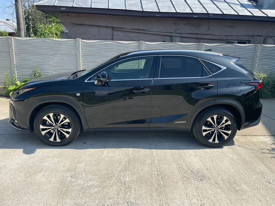 Lexus NX300h Hybrid F-Sport 4x4 Impecabil 72000 Km garantie