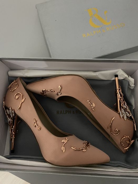 Срочно продам Туфли