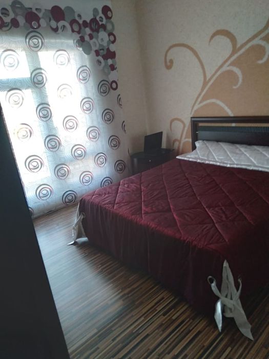 Покрывало+шторы в идеальном состоянии