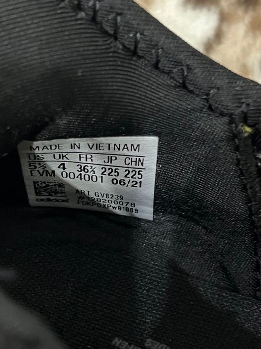 Маратонки Adidas