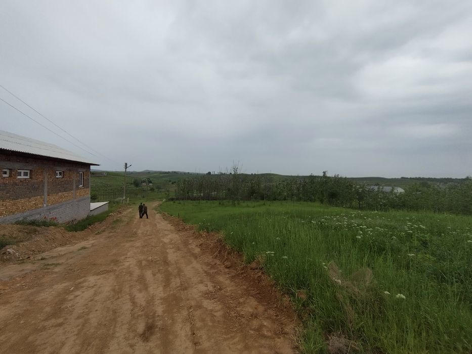 Дуслик дача жума базар ориентир 6 сотик кадастр есть