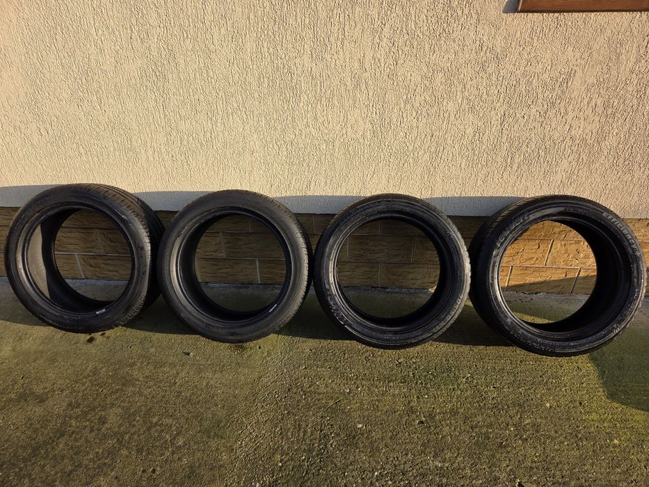 De vanzare anvelope de vara 205/50 R17