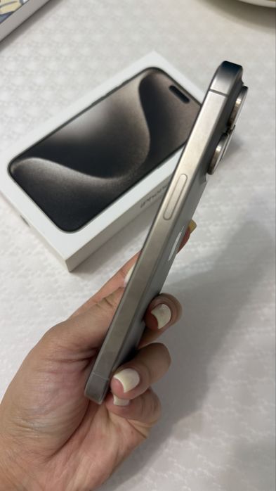 Продается Iphone 15 pro 256 Гб в цвете серый титан!