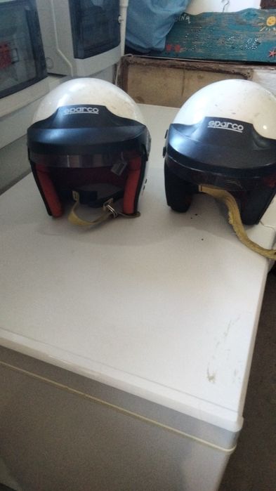 Combinezon rally și căști Sparco