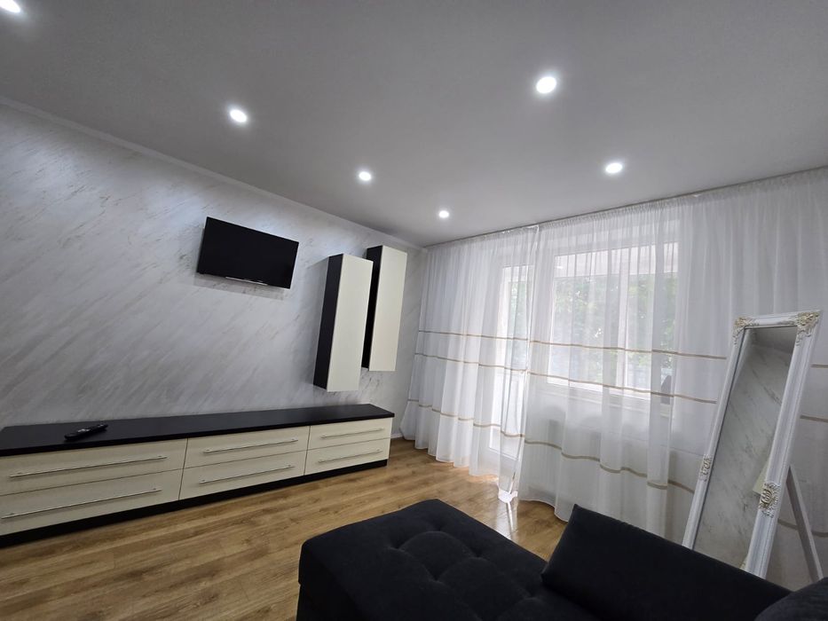 Inchiriez ap.2 camere
