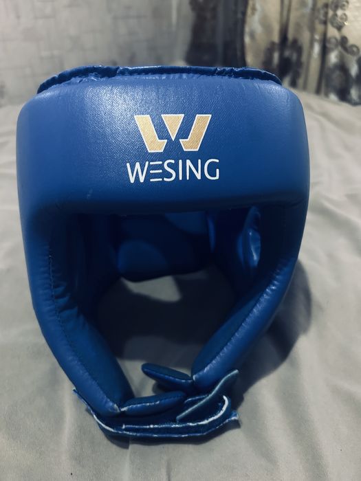 Боксерский весинг шлем продам