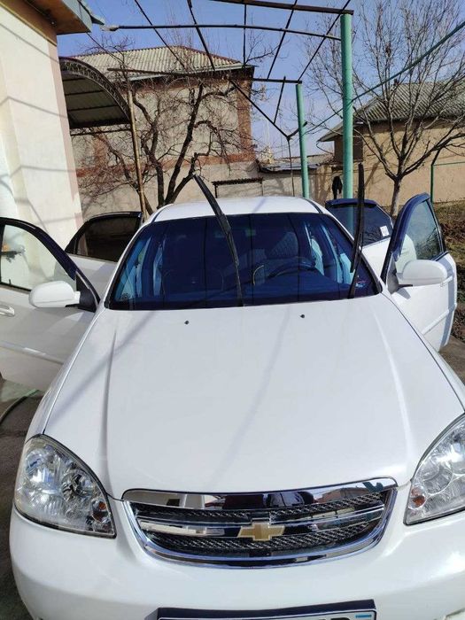 Ласитти 2013 супер люкс конденцеонер механека