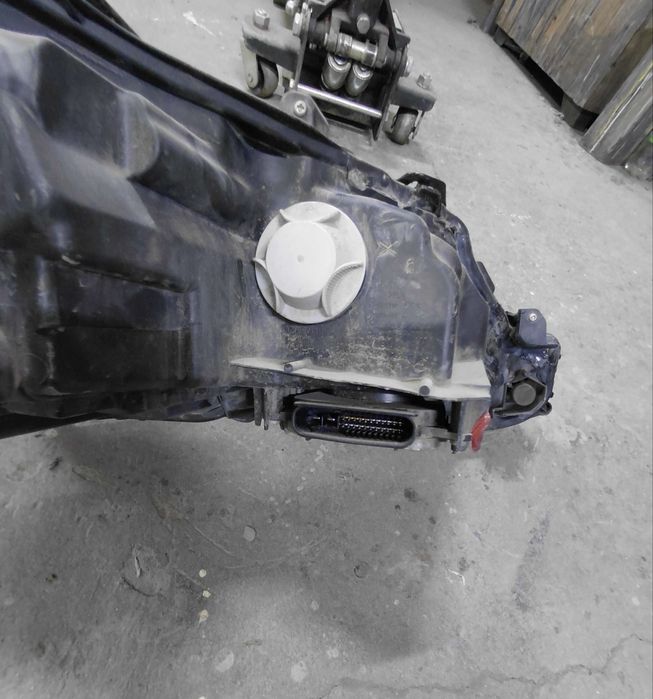 Продам Фару Камри 70 Европеец