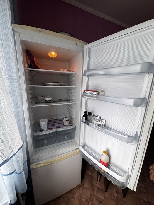 Продается Холодильник!