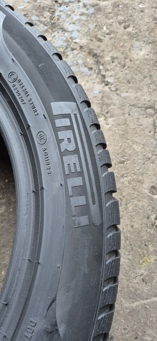 4 anvelope iarna RFT ca noi  Pirelli 245/50/19,dot 2023/2024.Pret/buc.