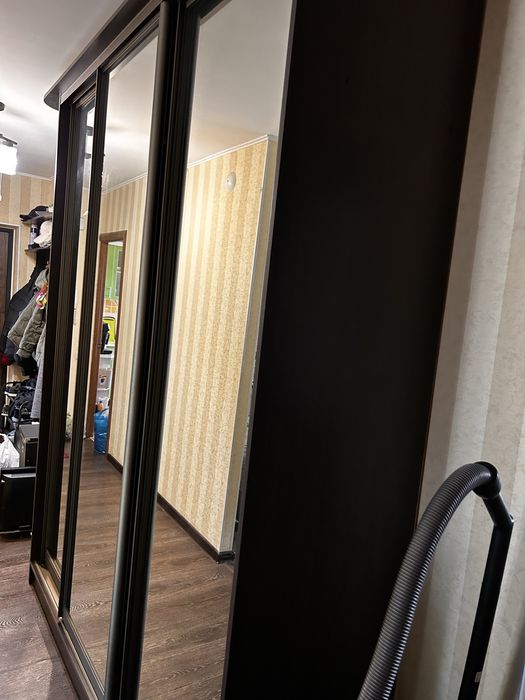 Продам шкаф-купе