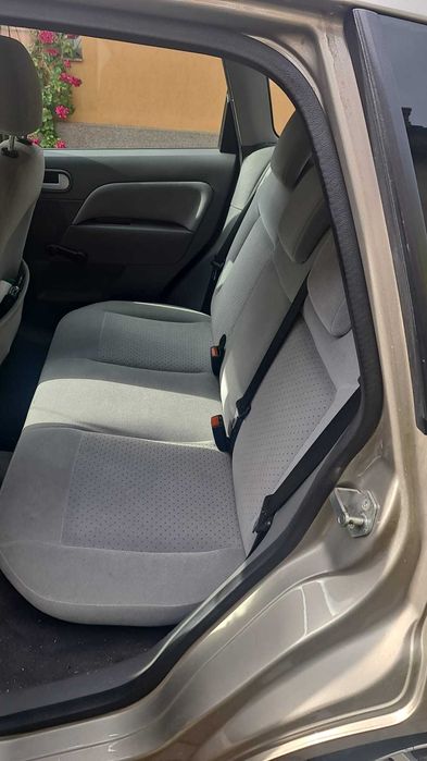 FORD Fiesta 2002 — imagine 5