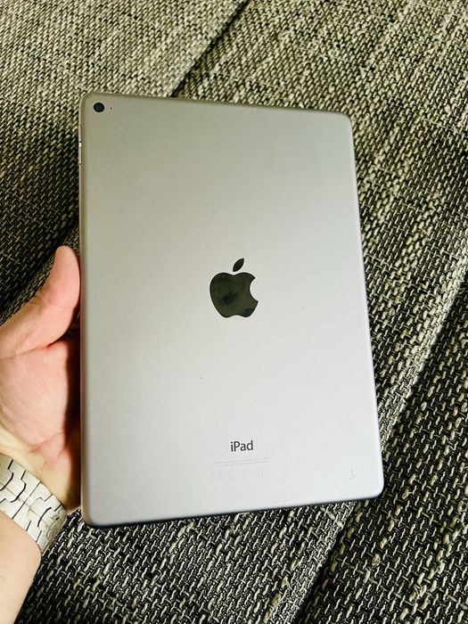 Ipad air 2 de 128 gb impecabila