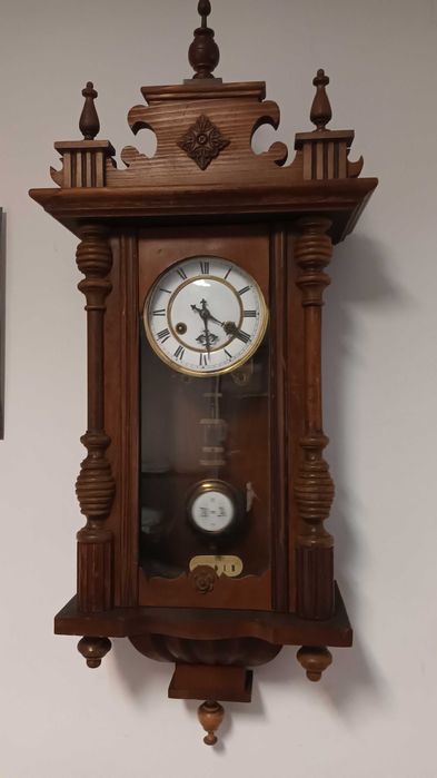 Ceascu pendul de perete Junghans