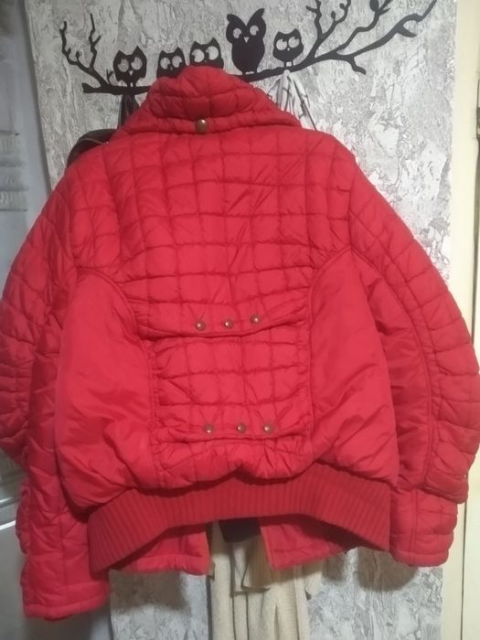 Куртка женская красная