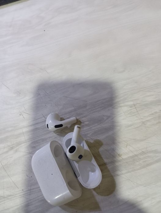 Беспроводные наушники