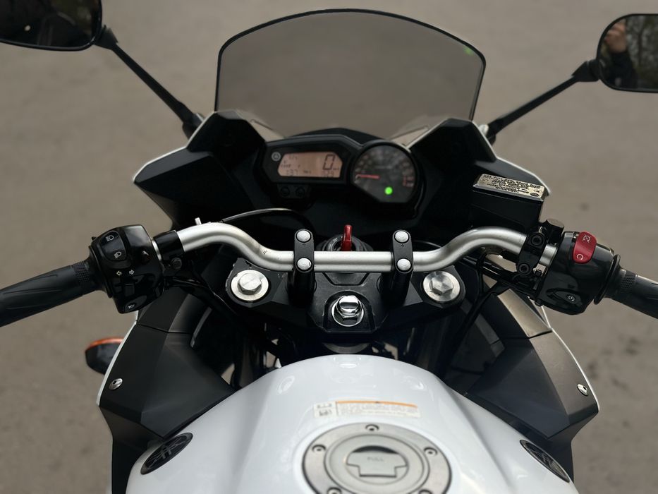 Yamaha XJ6 diversion ABS