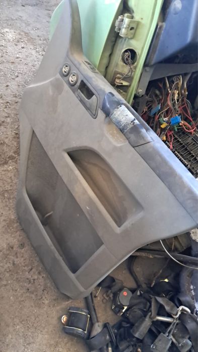 Обшивка дверей транспортер Т5