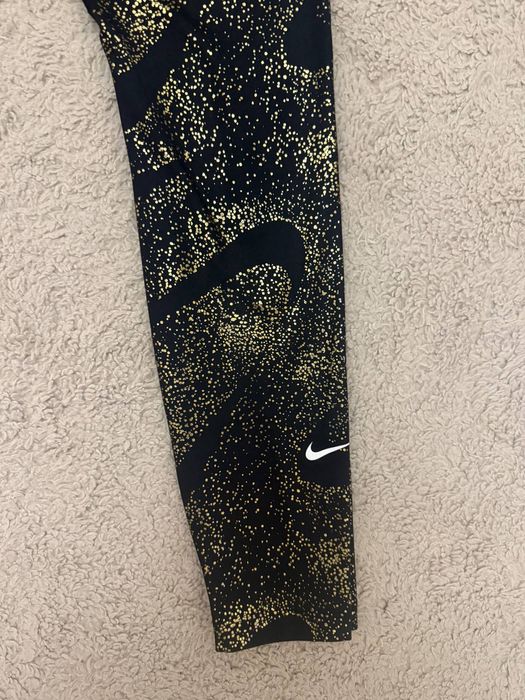 Леггинсы женские Nike