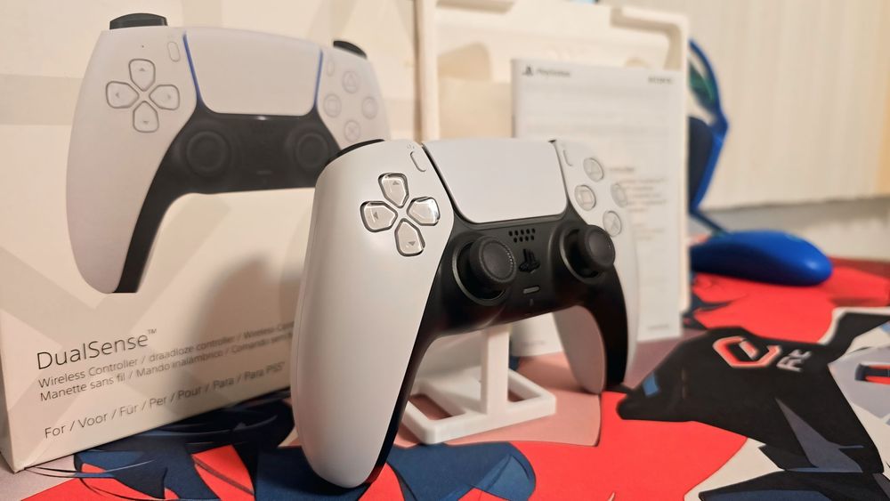 Оригинален PLAYSTATION 5 Контролер ПЕРФЕКТЕН