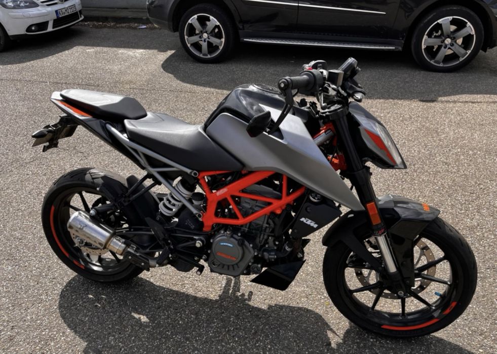 KTM duke 125 2021
