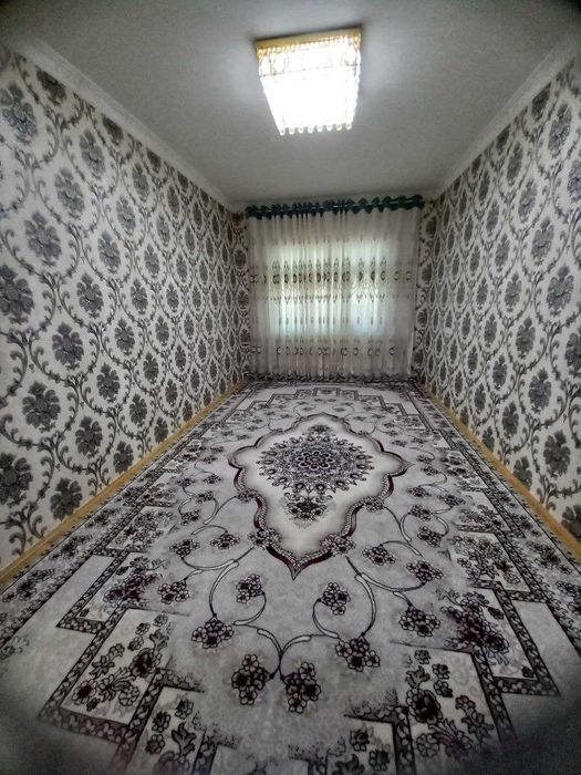 5 мкр А. Сомийда 4 хонали квартира сотилади.