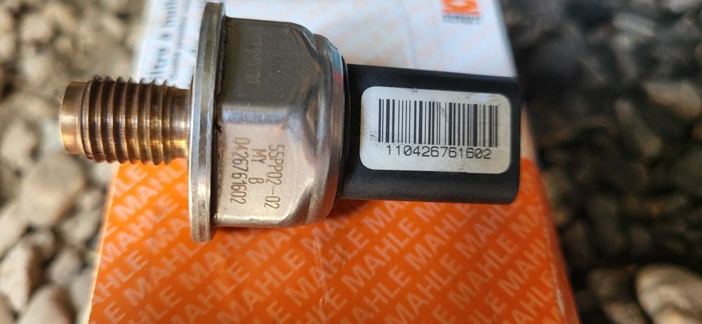 Продавам клапан високо налягане на рейката за Форд Фокус 2 2.0 TDCI.