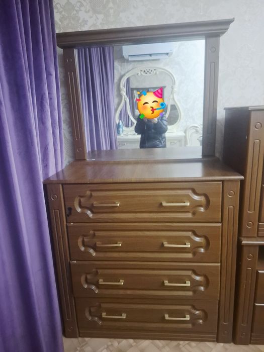 Комод и тумбочка