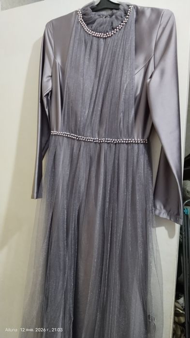 Платья на продажу, одевались один раз