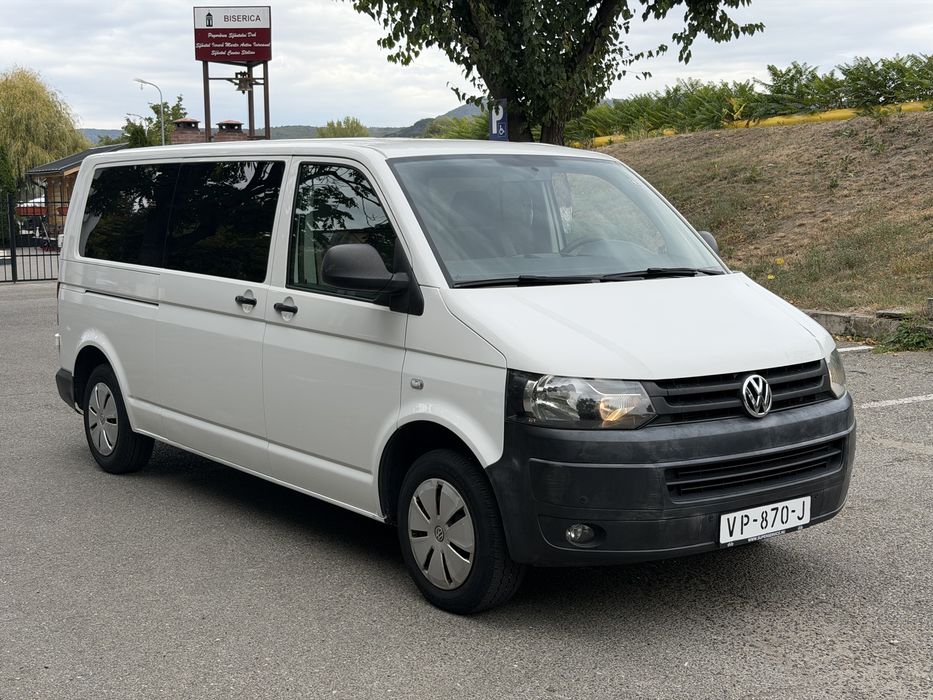 VW Transporter T5 Modelul Lung 2.0 Tdi Euro 5 cu 6 Locuri si Marfa