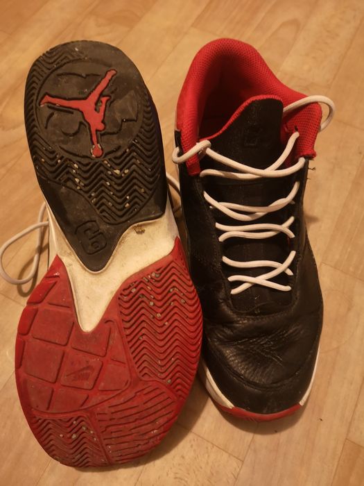 Air Jordan  42.5