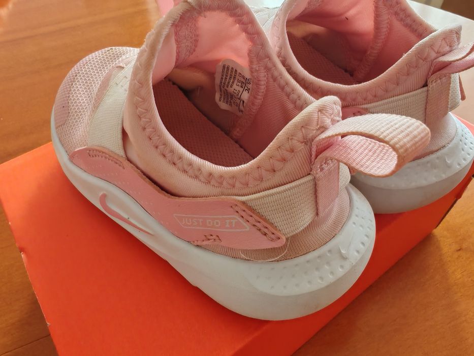 Детски маратонки Nike Flex Runner 4, розови, в кутия
