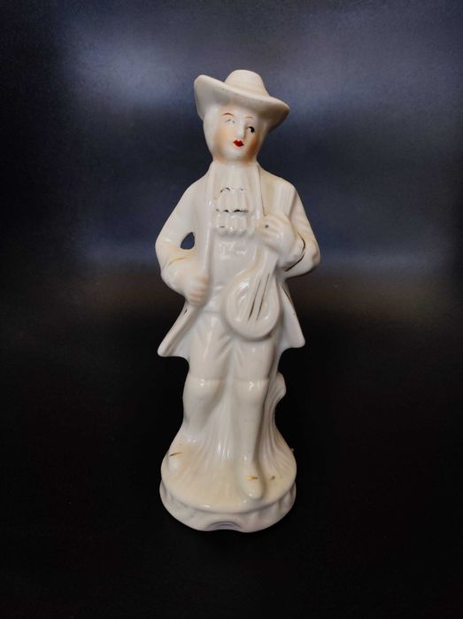 Порцеланови статуетки