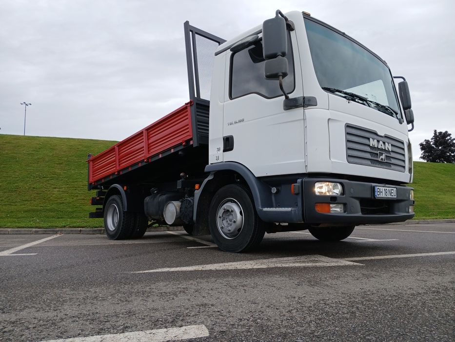 Vând Man basculabil trilateral bena scurta