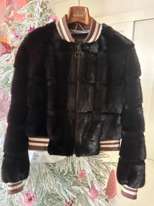 Шуба- бомбер норковая