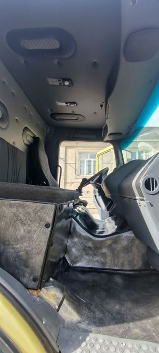 Mersades Atego 2528 srochna sotiladi Manipulyator