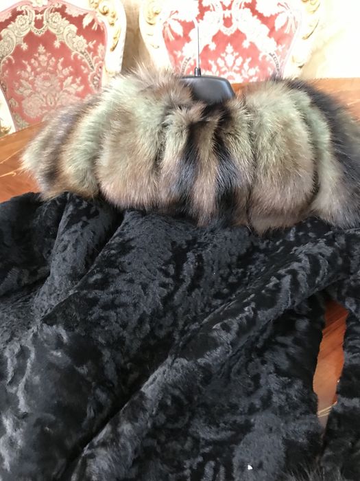 Шуба куница, каракуль