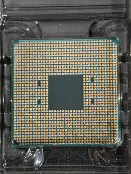 Продам ryzen 5 1600 в отличном состояний