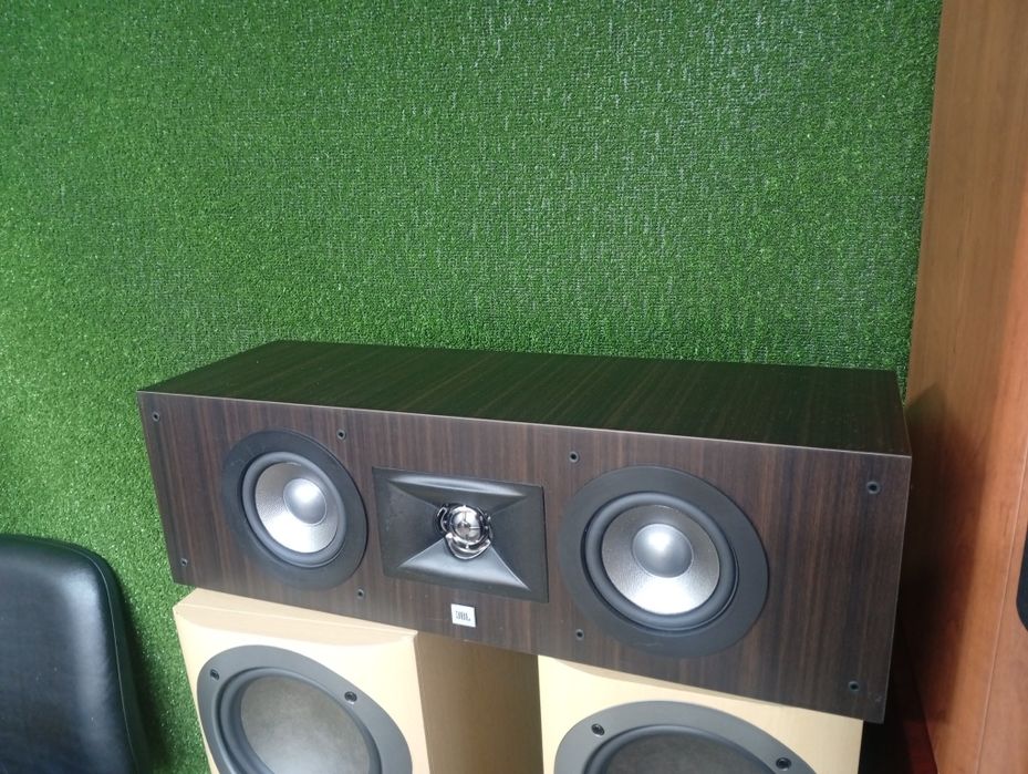 Център JBL Studio -225