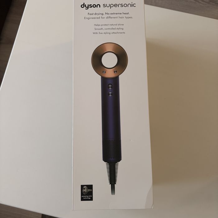 Uscator de par dyson supersonic