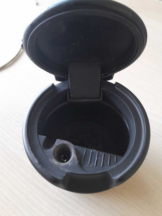 scrumiera originala VW