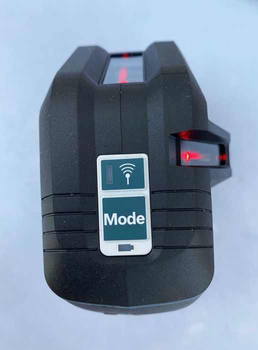 BOSCH GLL 3-50 - Нов линеен лазерен нивелир
