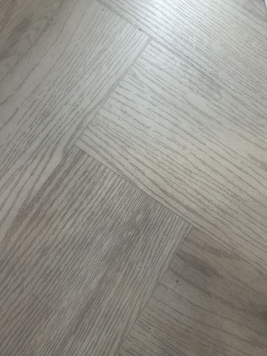 Ofer servicii de curatenie la domiciliu. Seriozitate si punctualitate. Nu sunt firma. Preturi mici,si curatenie impecabila.