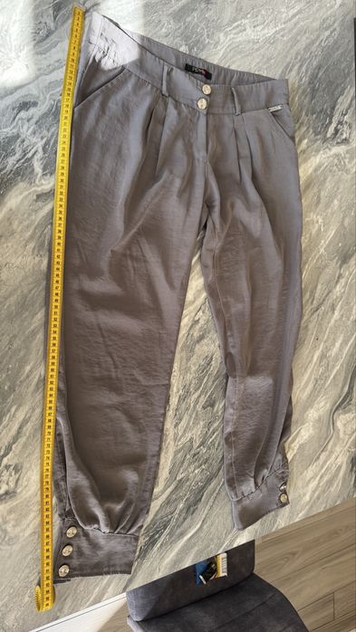 Pantaloni din viscoza